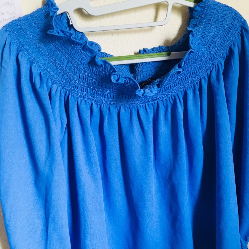 Top - Picture 2 of 2